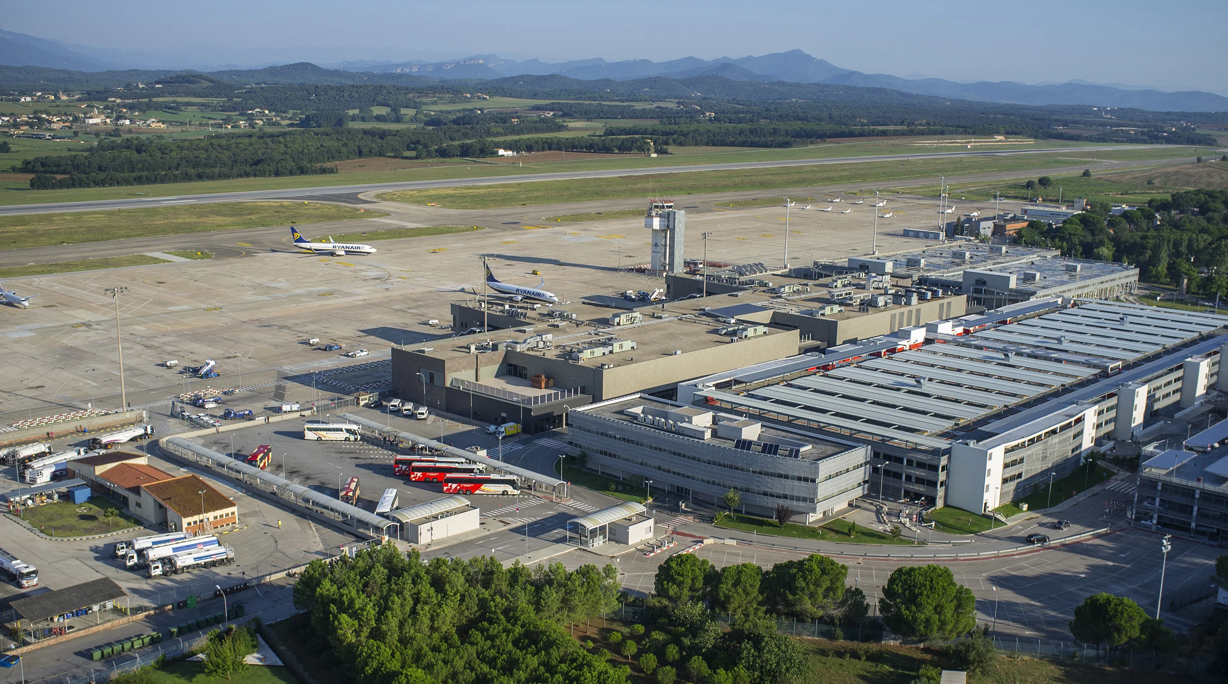 Girona airport increases the number of passengers